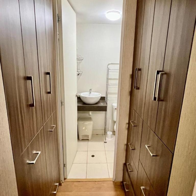 Modern apartment in Arequipa - Three-Bedroom Apartment with Balcony - 12