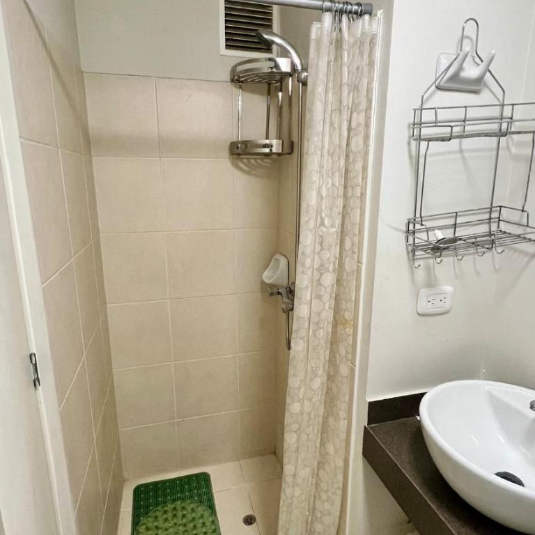 Modern apartment in Arequipa - Three-Bedroom Apartment with Balcony - 19