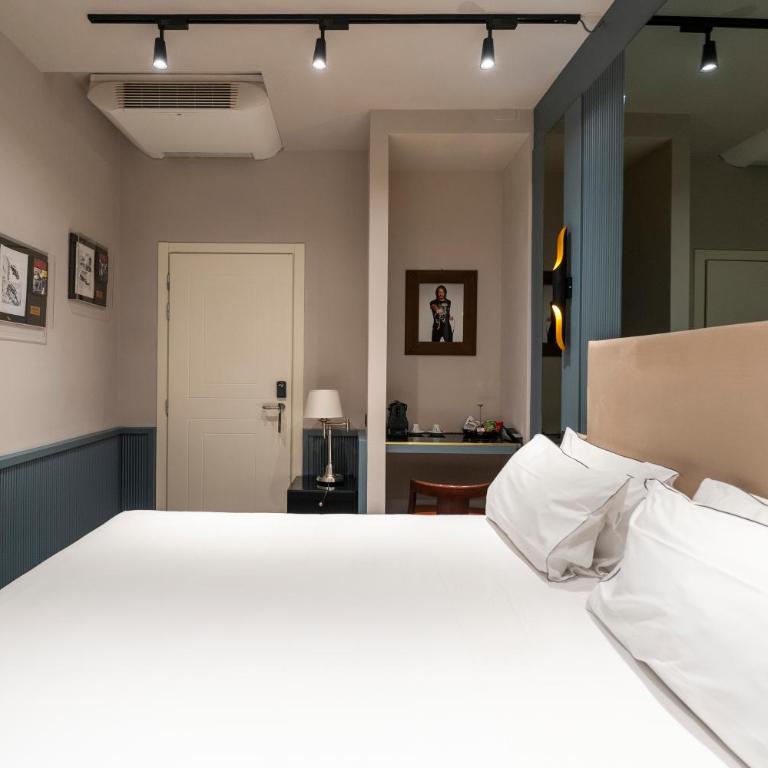 The Glam Boutique Hotel & Apt - Camera Standard con Letto King-Size - Non Fumatori - 4