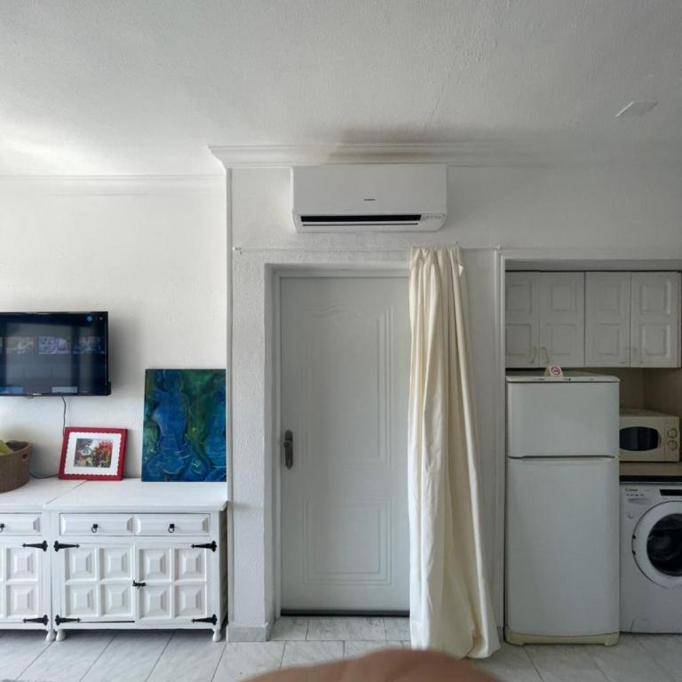 Casa Mar y Sol - Seaview - private parking-renovated studio - Estudio con balcón - 24