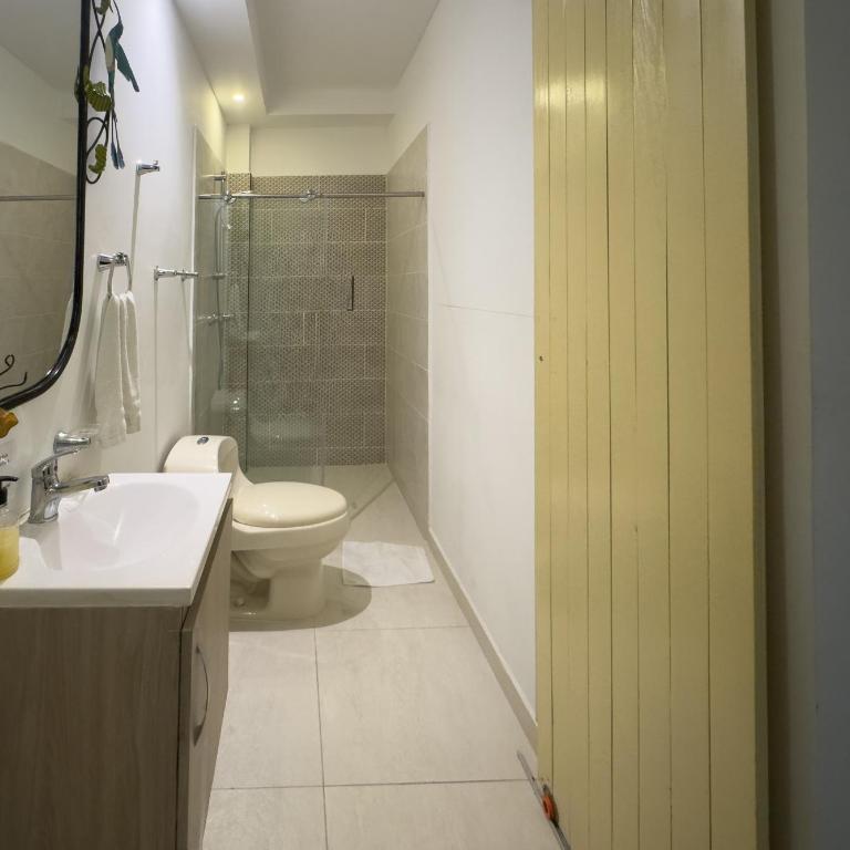 Apartaestudio cerca de Arboleda Pereira - Habitación Doble - 2