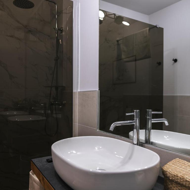 Clarín Rooms - Chambre Double avec Baignoire Spa - 12