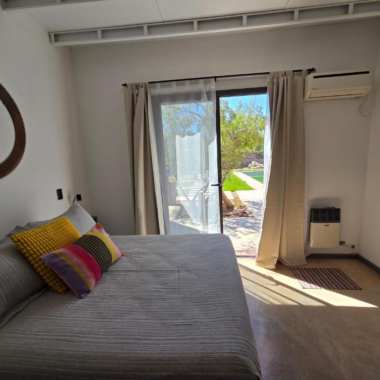 Patio Jarilla - One-Bedroom Apartment - 5