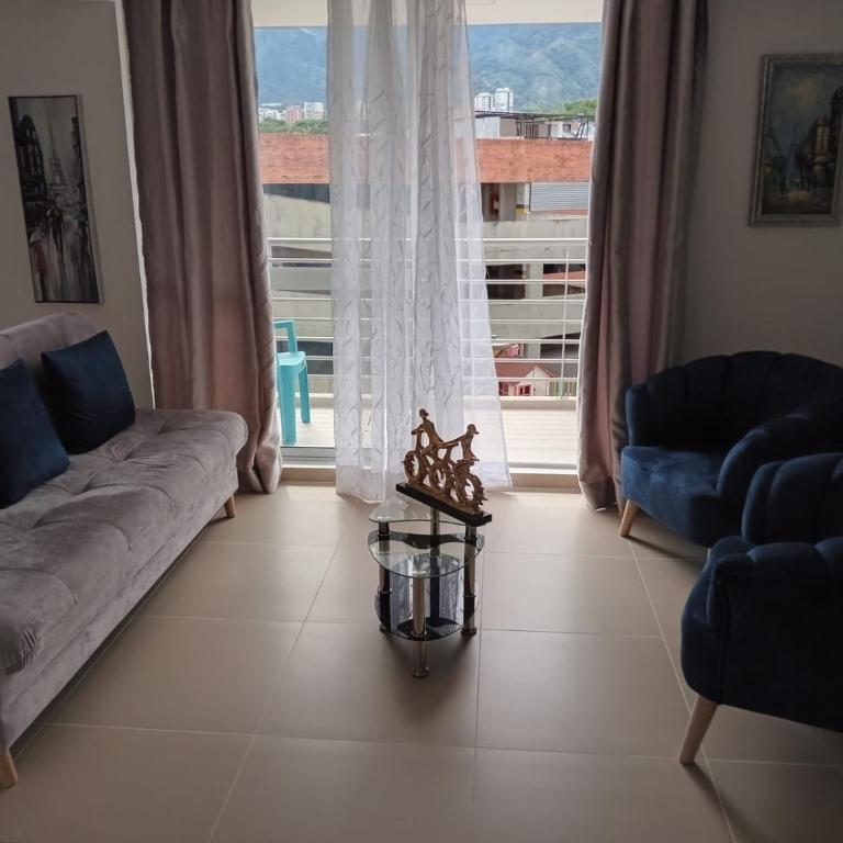 malaquias - Two-Bedroom Apartment - 1