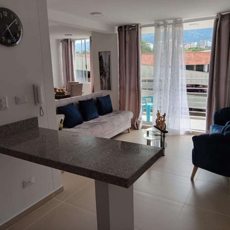malaquias - Two-Bedroom Apartment - 9