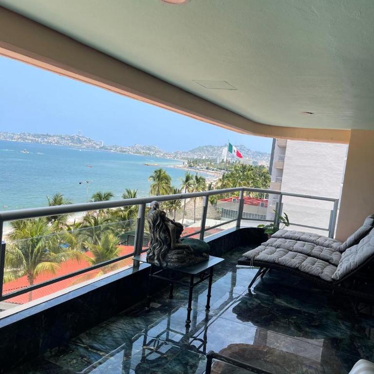 Renta de Depto, Acapulco Gro, Torre Palladio - Three-Bedroom Apartment - 21
