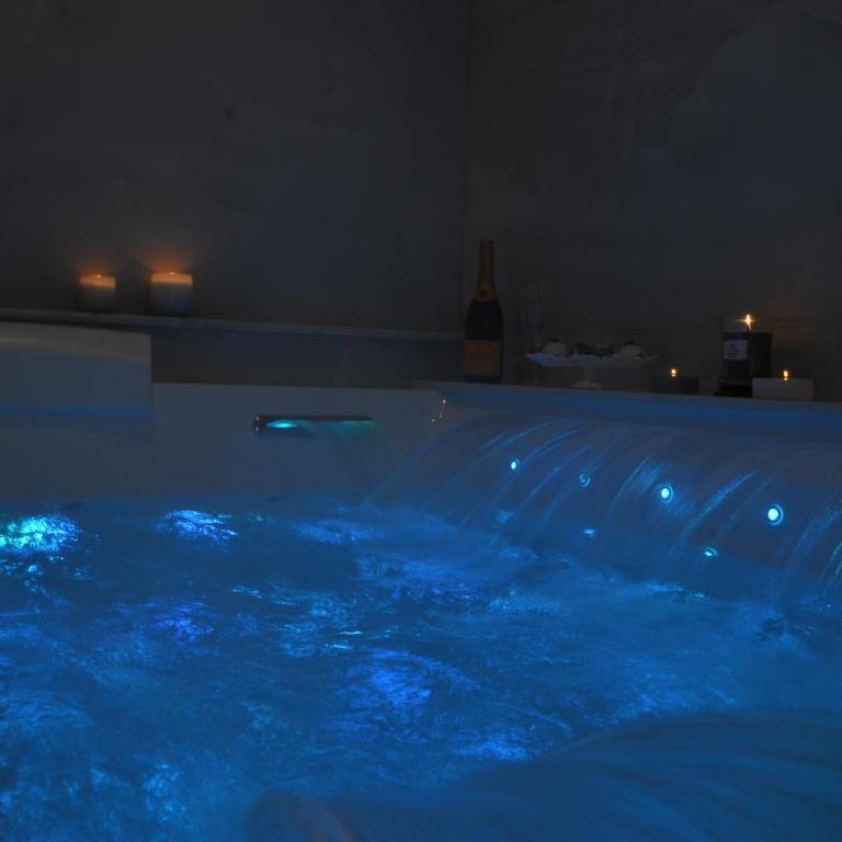 7 BLU Casa vacanze con idromassaggio - One-Bedroom House - 65