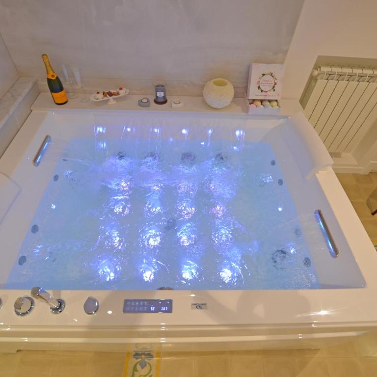 7 BLU Casa vacanze con idromassaggio - One-Bedroom House - 100