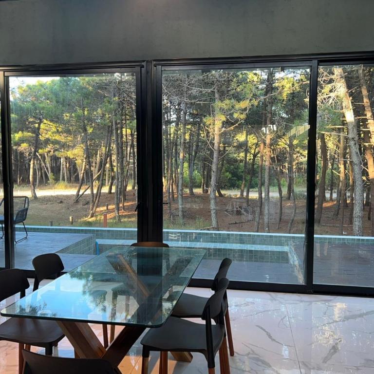 VILLAROBLES bosque y playa - Five-Bedroom House - 12