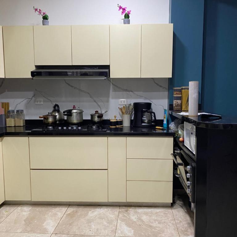 Ortiz House - One-Bedroom Apartment - 1
