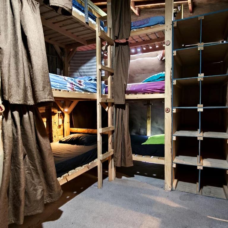 La Casa de Barro - 10-Bed Mixed Dormitory Room - 1