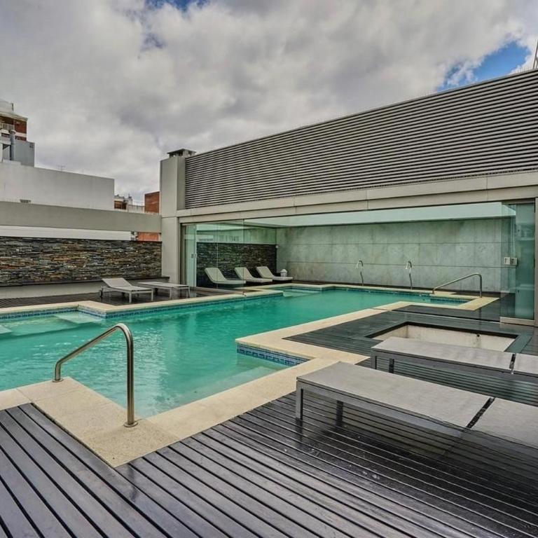 Lujoso Penthouse Apertura 2024 Panoramico Piscina Gym Parrilla Salon de Eventos y Negocios - Apartamento de 3 dormitorios con vistas - 4