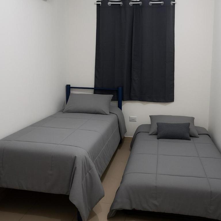 Casa Siena 3 bedrooms Close to the airport - Three-Bedroom House - 6