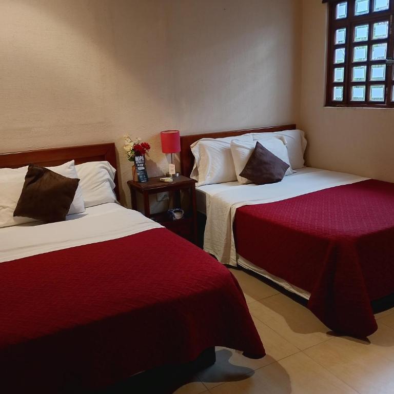 Bed and Breakfast Pecarí - Twin Room with Private Bathroom - 17