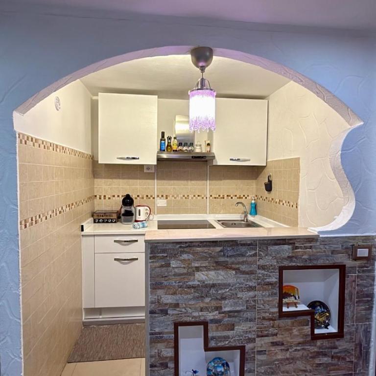 BELLO BORGO - One-Bedroom Apartment - 9