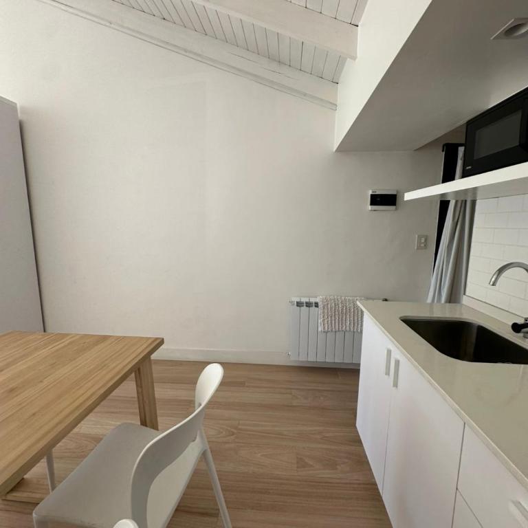 Céntrico estudio a nuevo - Apartamento de 1 dormitorio - 5