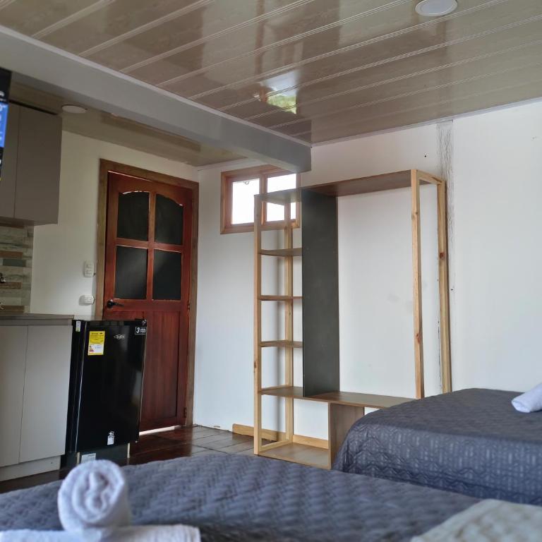 Posada Elenita - Estudio Doble Deluxe - 13