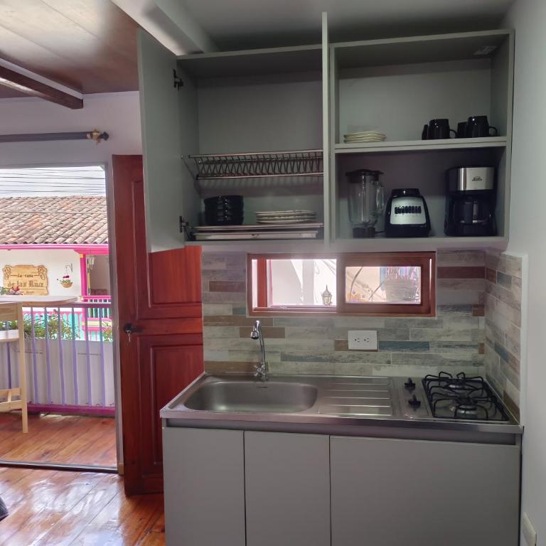 Posada Elenita - Queen Studio - 21