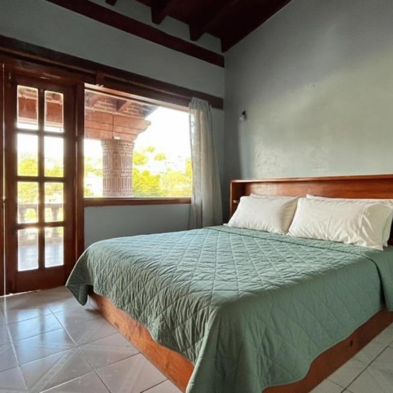 Casa Zaragoza - Three-Bedroom House - 17