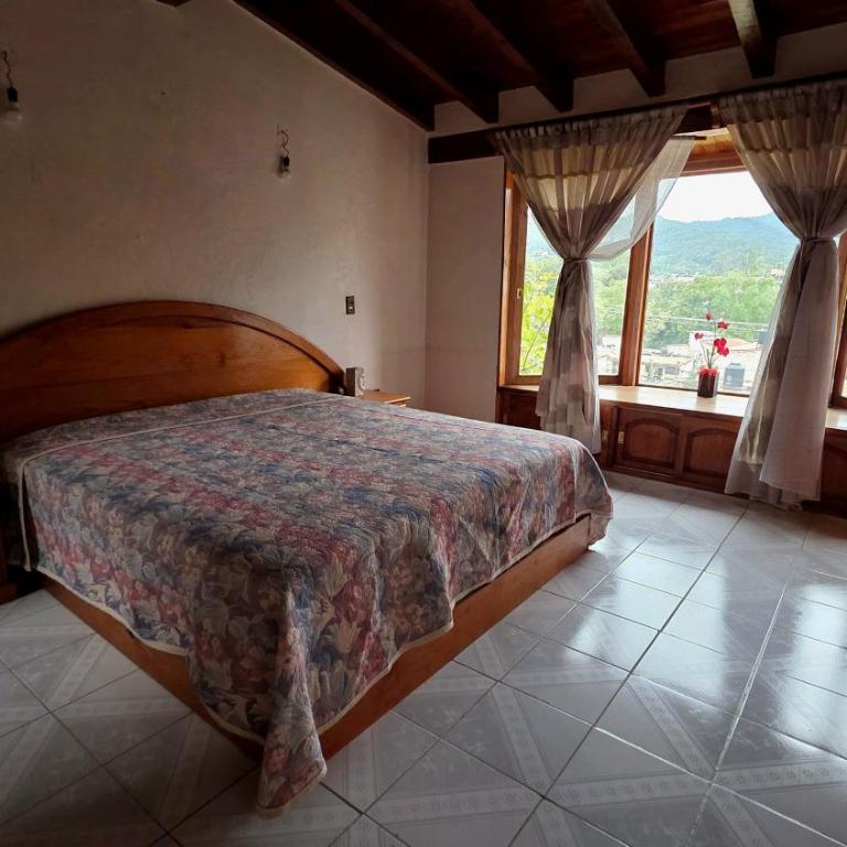 Casa Zaragoza - Three-Bedroom House - 15