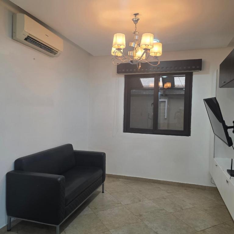 Via Samborondón Ciudad Celeste, Tipo Mansión, 5 camas, 4 hab, piscina gym - Villa - 21