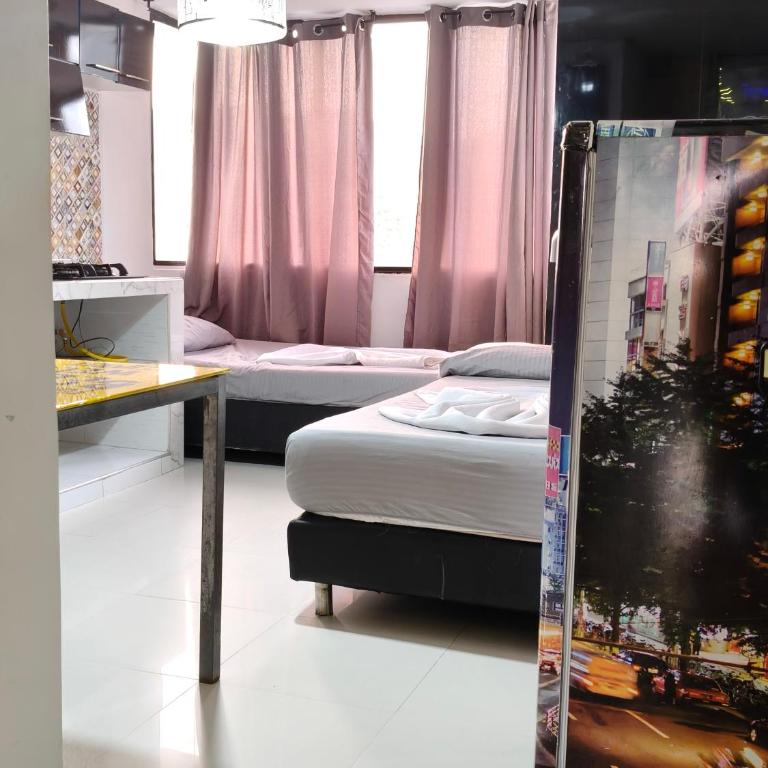 Nabusimake suites lady - Double Room with Extra Bed - 2