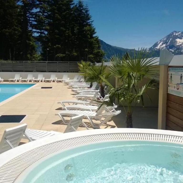 Les Domaines de LArselle à Chamrousse 1700 -Silènes A32 avec accès piscine - Classé 3 étoiles - Appartamento con 3 Camere da Letto - 35
