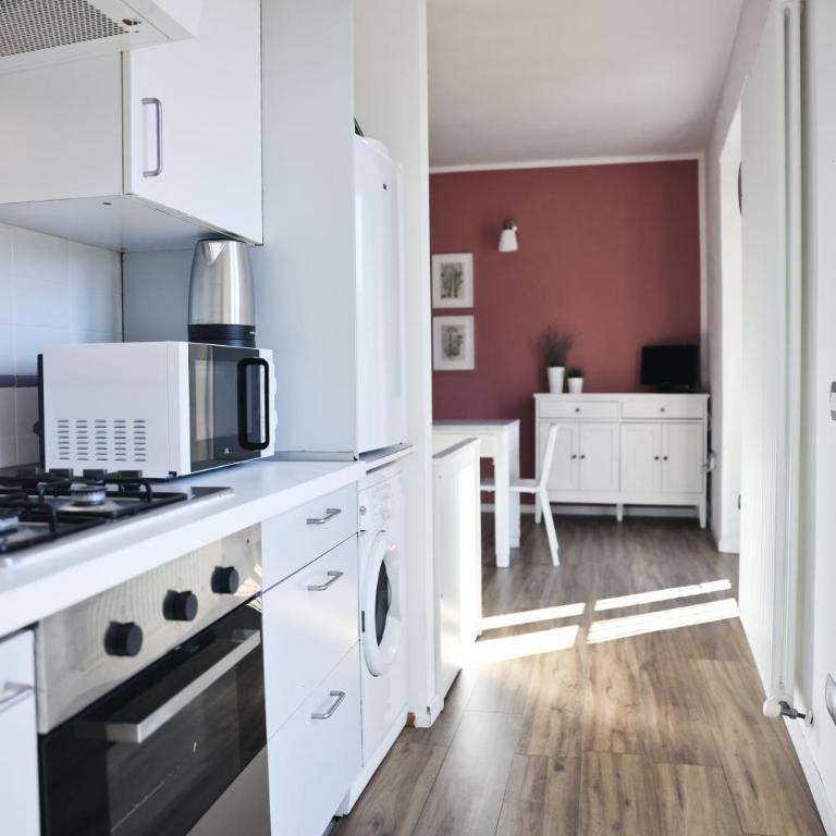 Varennahouse Lory Apt - Appartamento con 2 Camere da Letto - 5