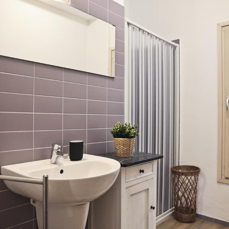 Varennahouse Lory Apt - Appartamento con 2 Camere da Letto - 16