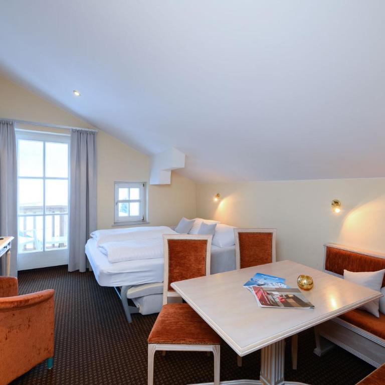 Crystls Aparthotel - Apartment - 3