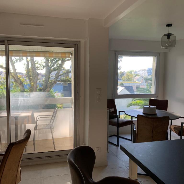 Large 2 bedroom apartment with a quiet harbor view, fiber, balcony, parking - Two-Bedroom Apartment - 13