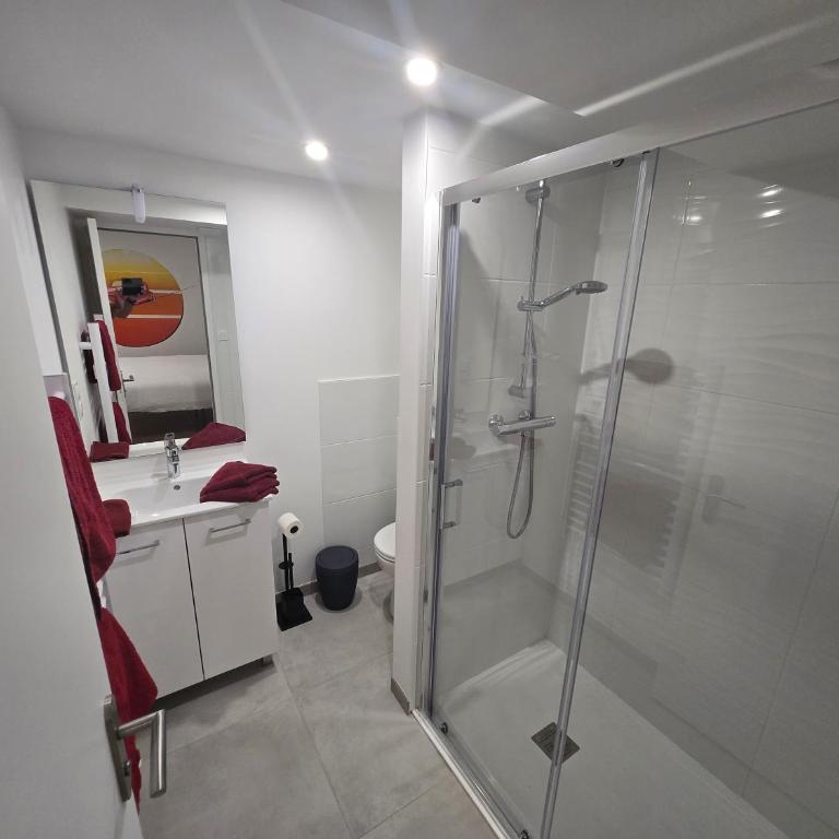 Location au pied du circuit - Chambre Lit King-Size Deluxe - 5
