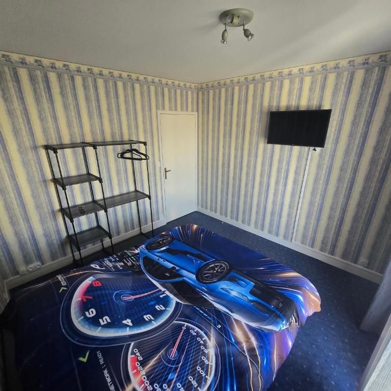 Location au pied du circuit - Studio Lit King-Size Deluxe - 4