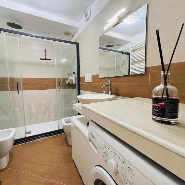 Parcheggio & Metro M2 - Duomo e Navigli - WiFi & AC - Appartamento con 2 Camere da Letto - 21