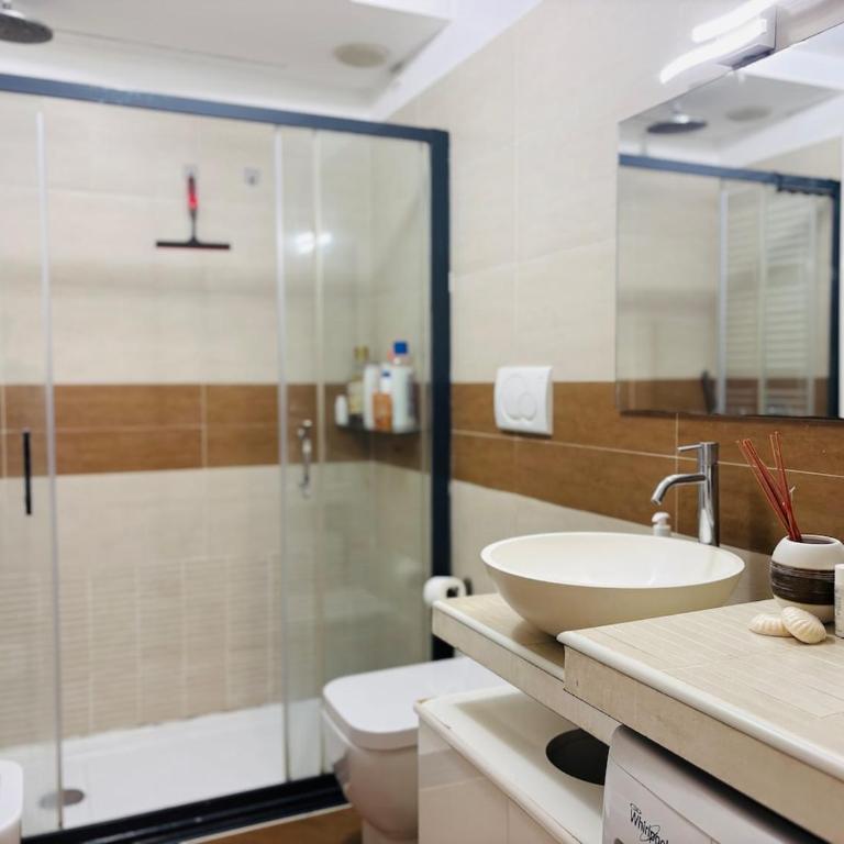 Parcheggio & Metro M2 - Duomo e Navigli - WiFi & AC - Appartamento con 2 Camere da Letto - 22