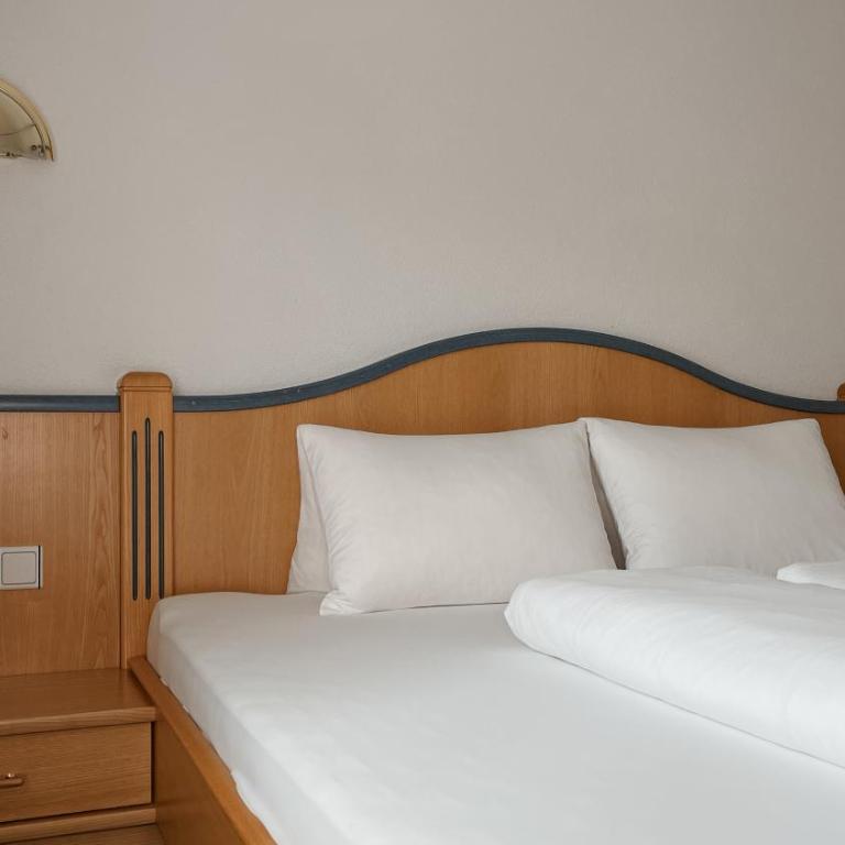 Chasa Monthani - Apartment B mit 2 Schlafzimmern und Balkon - 3