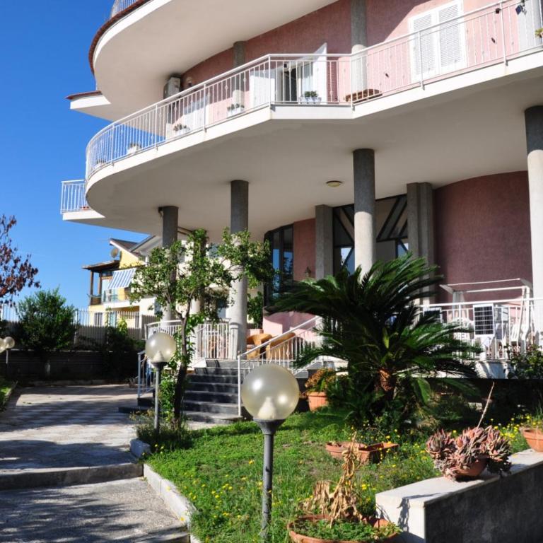 Relais la casa di Tommy - Villa Rossetta - Casa con 2 Camere da Letto - 40
