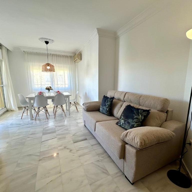 Gatu VILLA ANTILLAS parking gratis preferentemente mayores de 25 años y familias - Apartamento de 2 dormitorios con terraza - 10