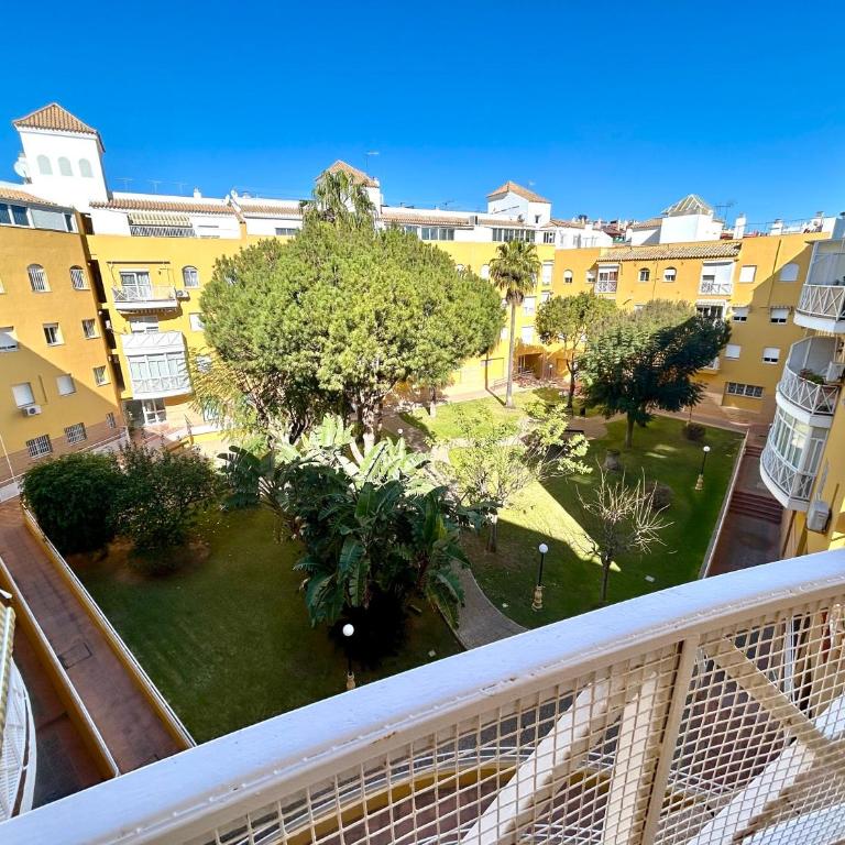 Gatu VILLA ANTILLAS parking gratis preferentemente mayores de 25 años y familias - Apartamento de 2 dormitorios con terraza - 11