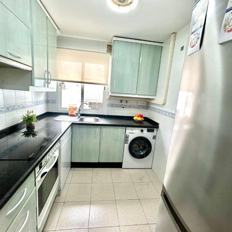 Gatu VILLA ANTILLAS parking gratis preferentemente mayores de 25 años y familias - Apartamento de 2 dormitorios con terraza - 17
