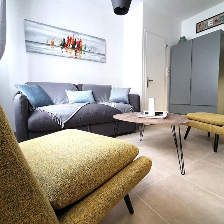 Maison sablaise située entre port et plage - Ferienhaus - 10