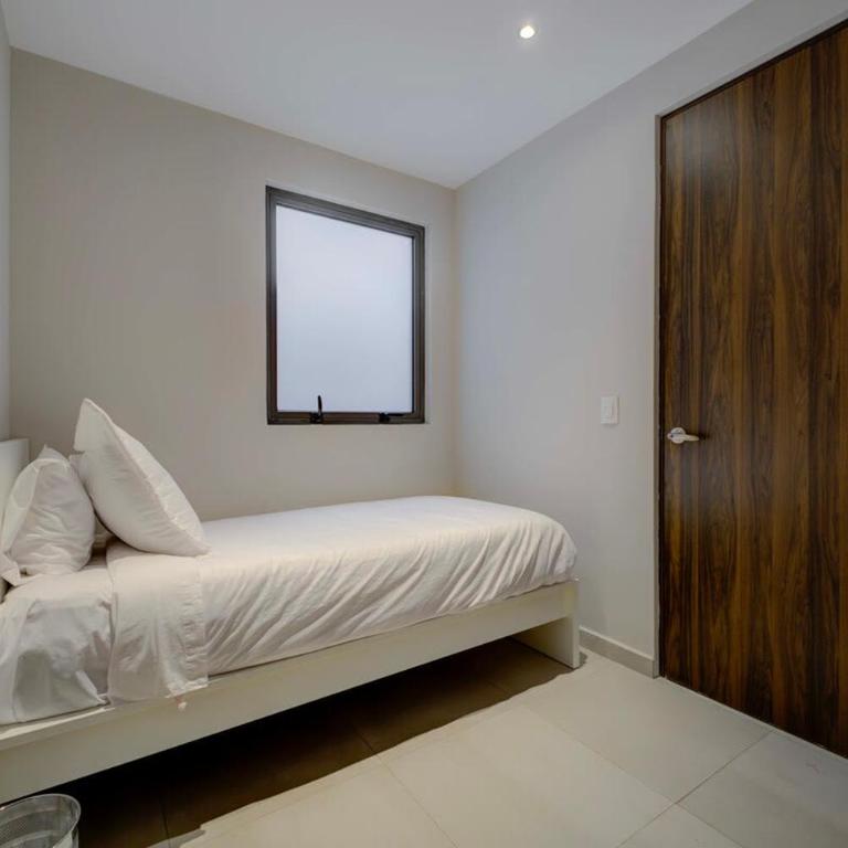 Capitalia Galileo 3BR Views Parking & Balcony - Apartment - 18