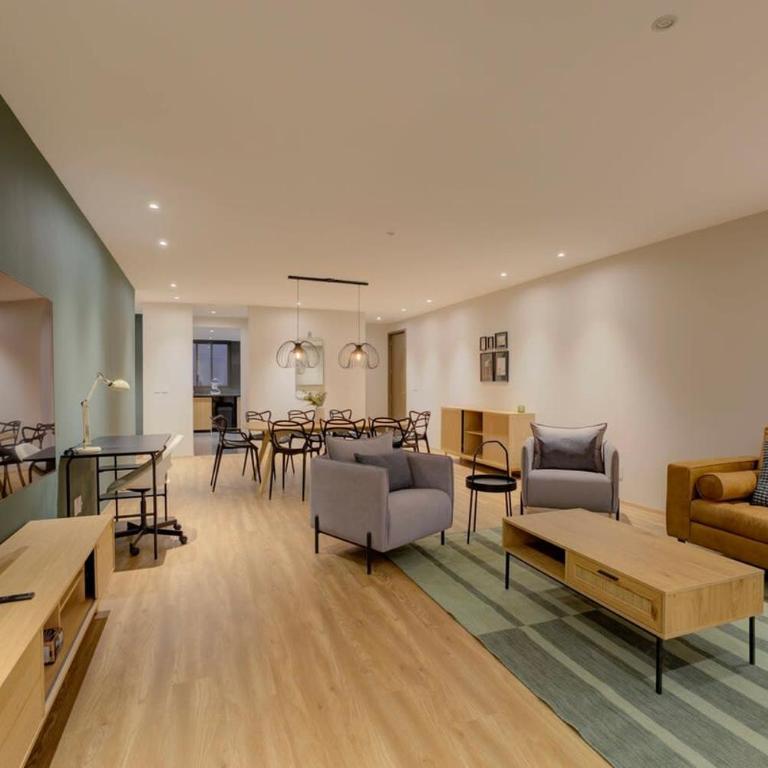 Capitalia Galileo 3BR Views Parking & Balcony - Apartment - 34