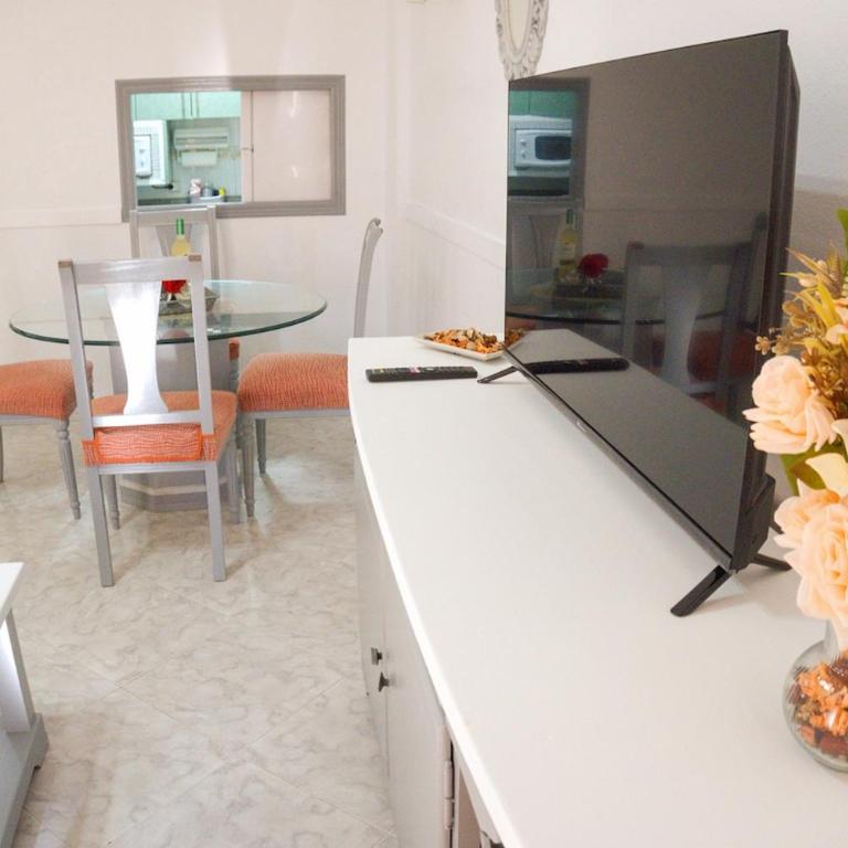Benal Beach sunny apt with sea views - Apartamento de 1 dormitorio - 7