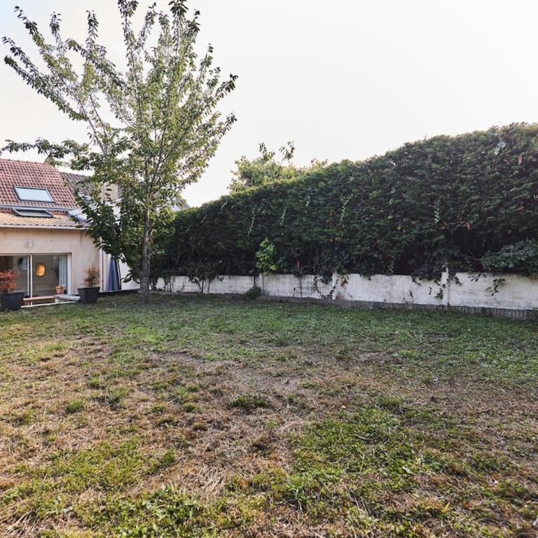 Le Cliquot - Maison - Spa - Jardin - Parking Gratuit - Villa 3 Chambres - 69