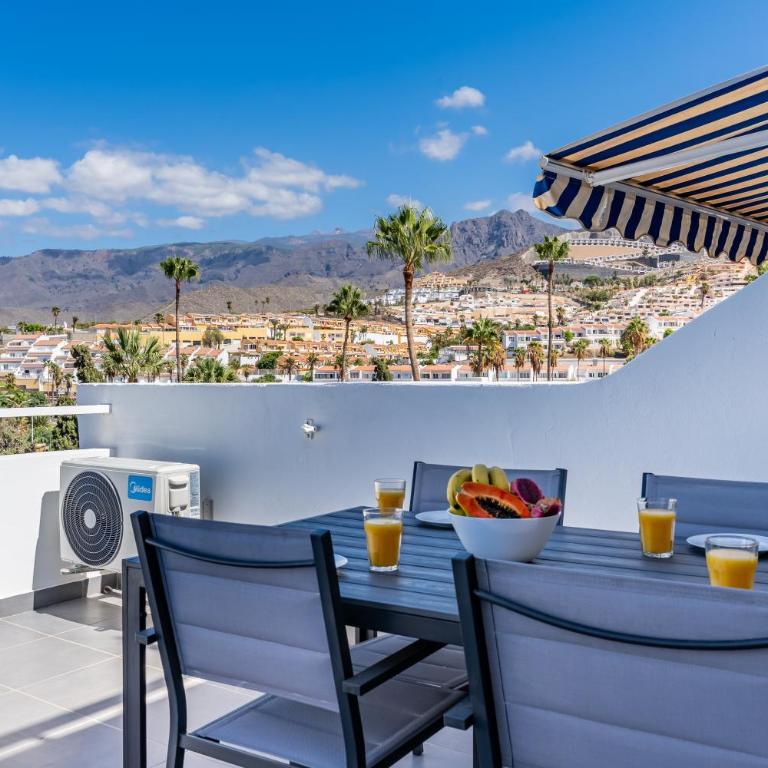 Renovated apartment with sunny terrace and ocean views in Malibu Park Tenerife - Apartamento de 1 dormitorio - 55