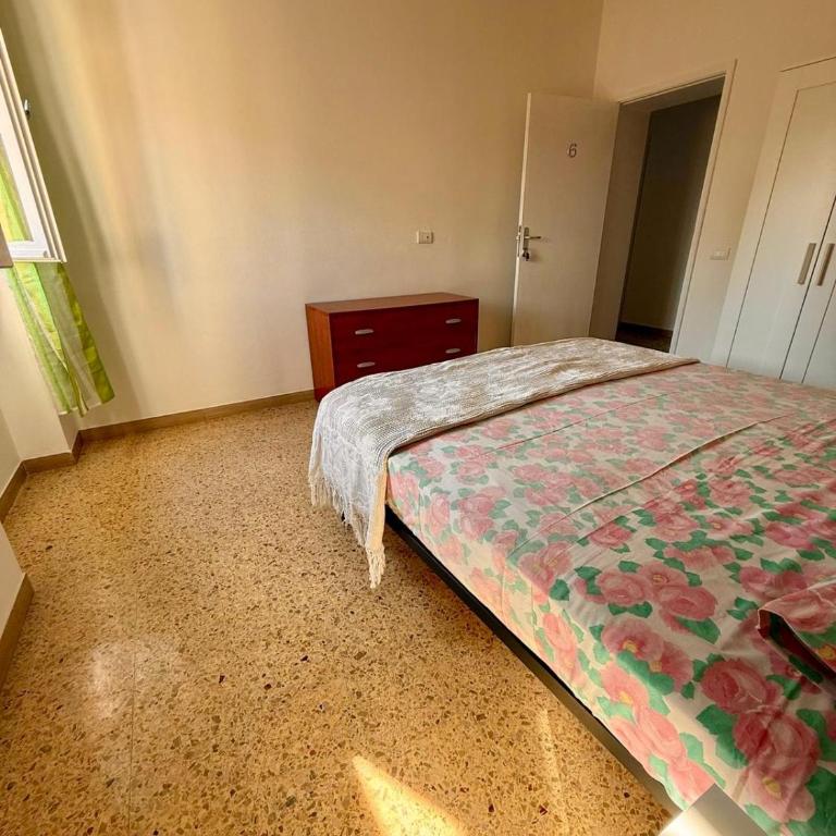 MAGA rooms - Double Room with Shared Bathroom - 3