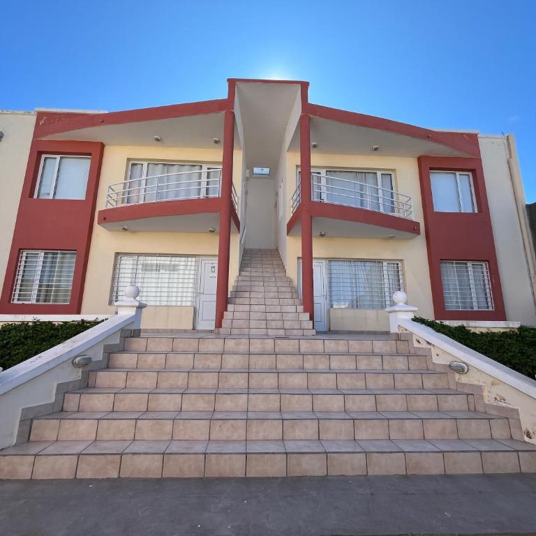 Complejo LA OMA, ubicado a 400 mts del mar con estacionamiento privado - Apartamento de 2 dormitorios - 1