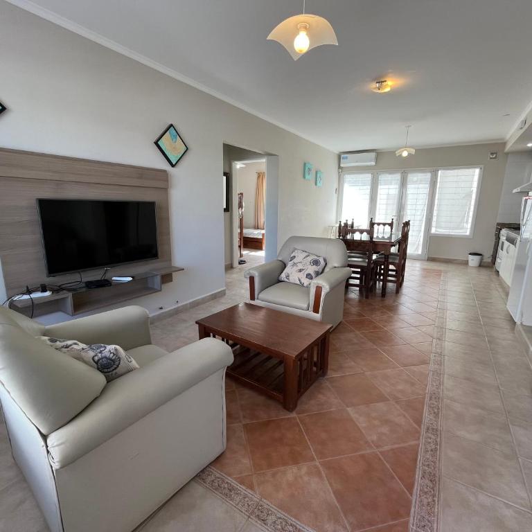 Complejo LA OMA, ubicado a 400 mts del mar con estacionamiento privado - Apartamento de 2 dormitorios - 12