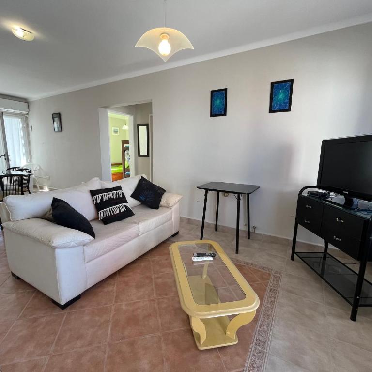 Complejo LA OMA, ubicado a 400 mts del mar con estacionamiento privado - Apartamento de 2 dormitorios - 9